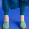 Schuhe aus Nubukleder